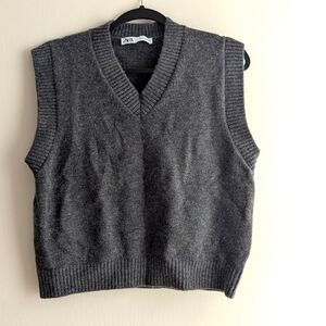 Zara Wool Blend Gray Charcoal V-Neck Sweater Vest L